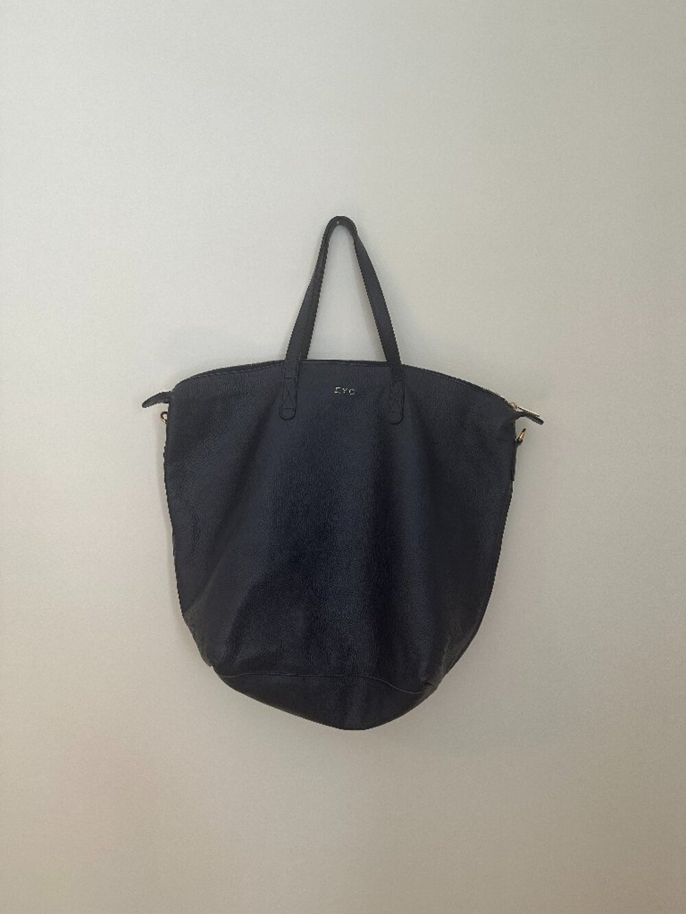 Cuyana Classic Navy Leather Tote Bag